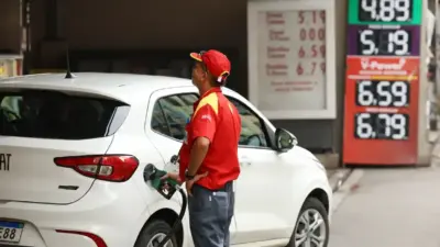 Aumento de etanol na gasolina divide opiniões sobre impacto em carros