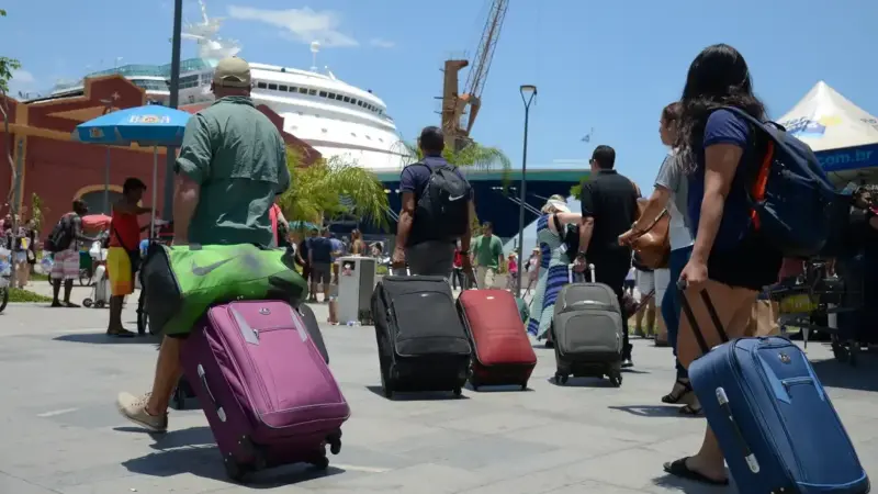 Brasil é quarto país que mais ampliou turismo internacional, diz OCDE
