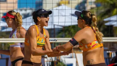 Carol e Rebecca estão na final do Circuito Mundial de vôlei de praia