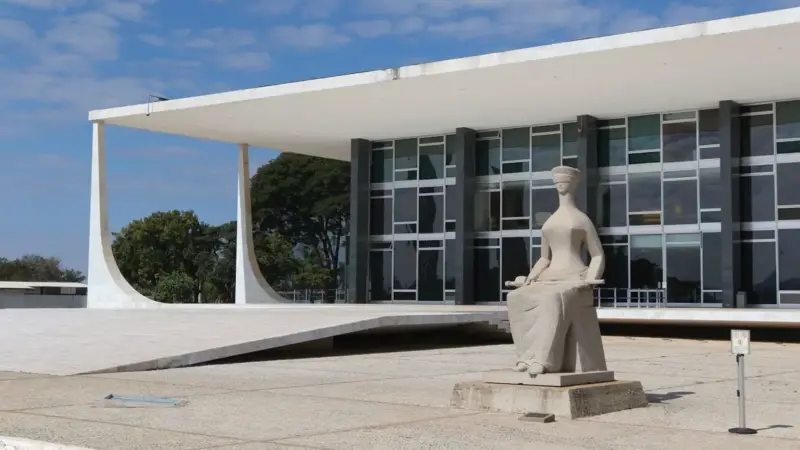 STF retoma julgamento sobre alcance da Lei Maria da Penha